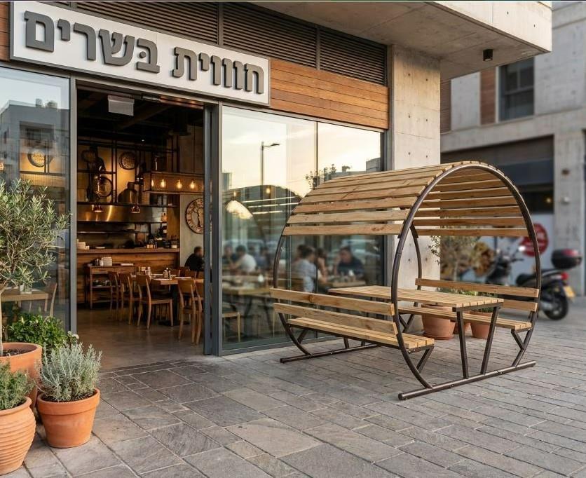 שולחן קקל עם גג עגול